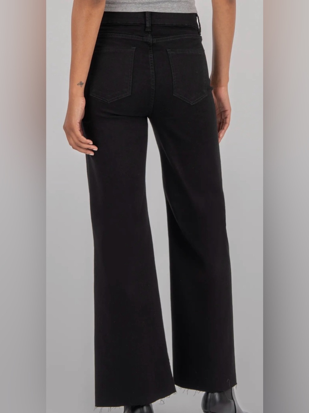 Kut from the Kloth Black Flare & Frayed Hem Jeans so 14 - Picture 3 of 14